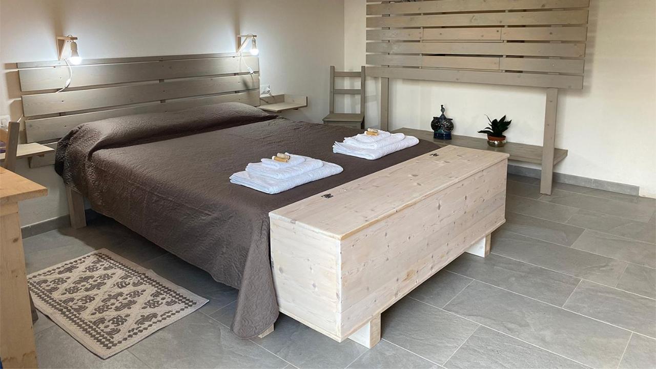 I Tre Schen Otel Calasetta Dış mekan fotoğraf